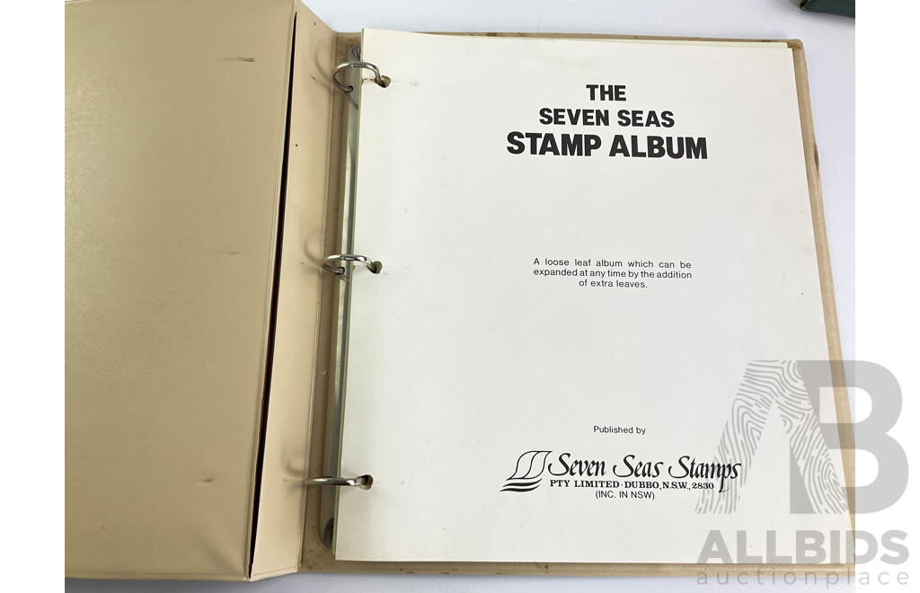 Australian 1989 Collection of Stamps Album with Ten Stamp Albums Including Hawthorn Press Australian Stamp Album