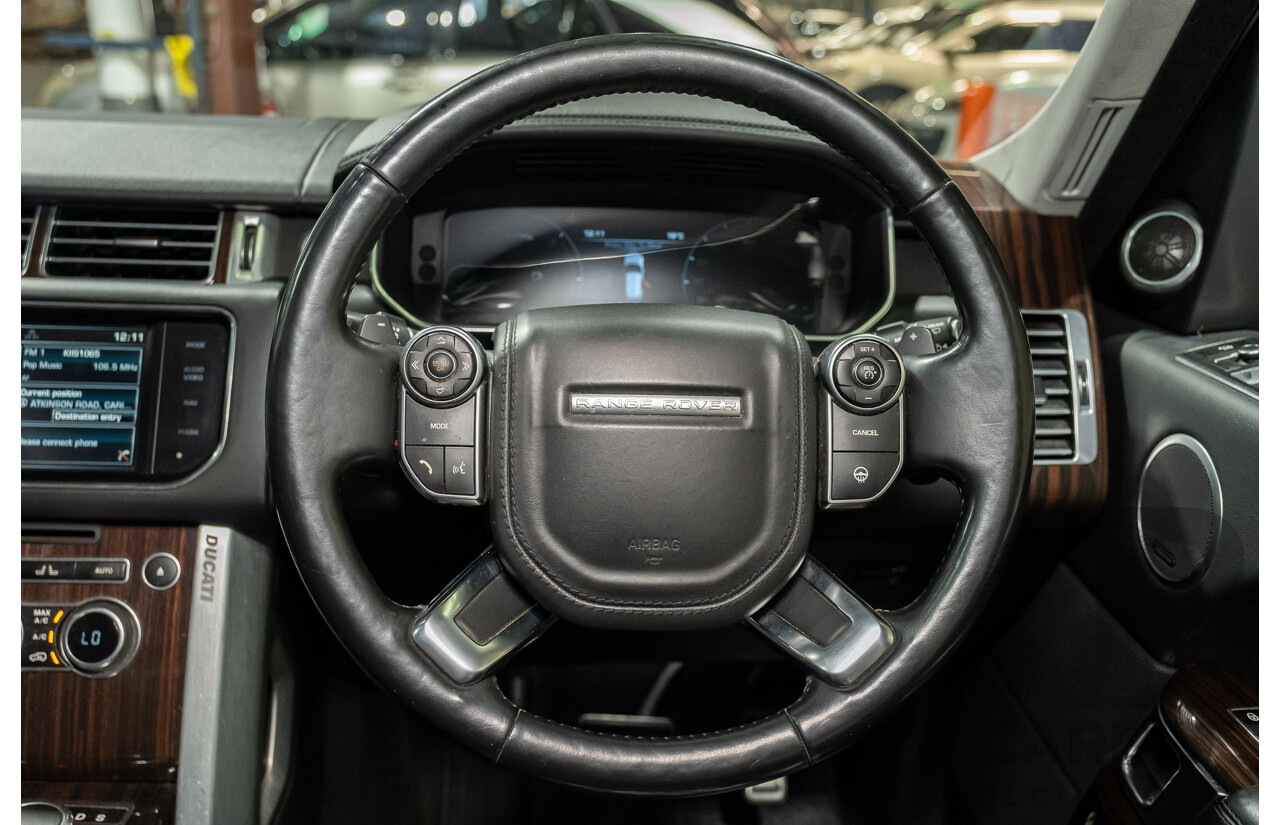 9/2015 Land Rover Range Rover Vogue SDV8 LG MY15.5 4d Wagon White Turbo Diesel V8 4.4L