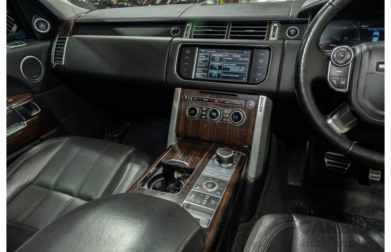 9/2015 Land Rover Range Rover Vogue SDV8 LG MY15.5 4d Wagon White Turbo Diesel V8 4.4L