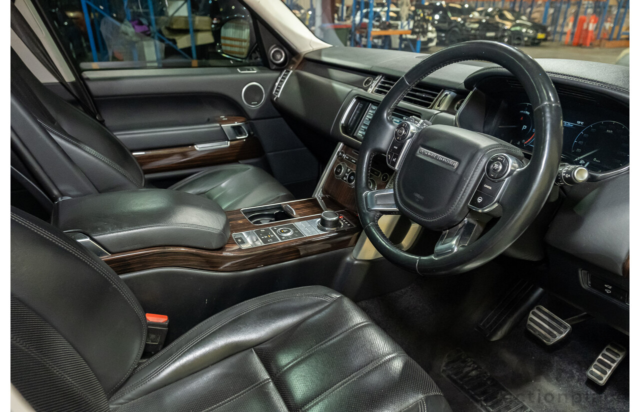 9/2015 Land Rover Range Rover Vogue SDV8 LG MY15.5 4d Wagon White Turbo Diesel V8 4.4L