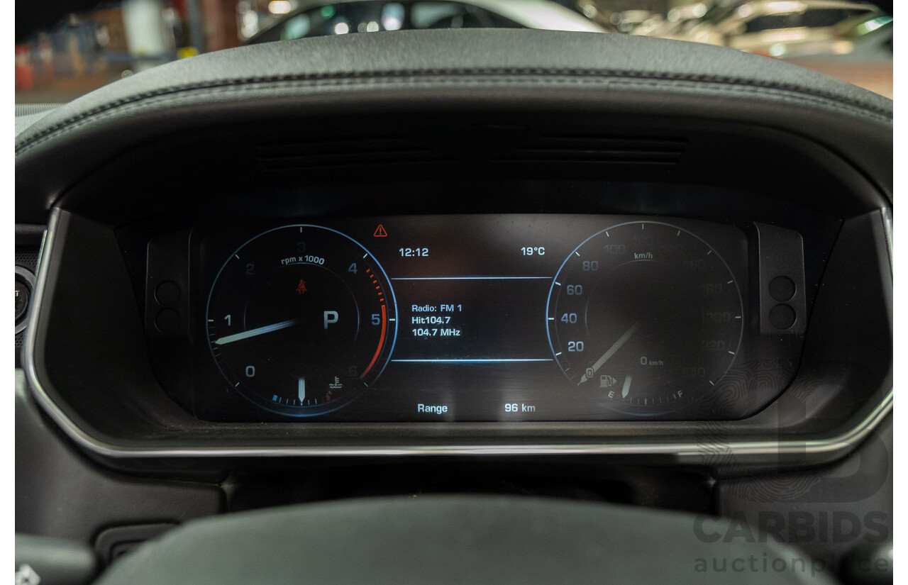 9/2015 Land Rover Range Rover Vogue SDV8 LG MY15.5 4d Wagon White Turbo Diesel V8 4.4L