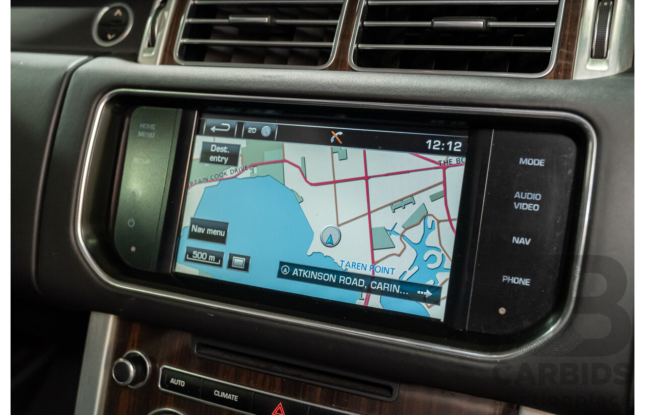 9/2015 Land Rover Range Rover Vogue SDV8 LG MY15.5 4d Wagon White Turbo Diesel V8 4.4L