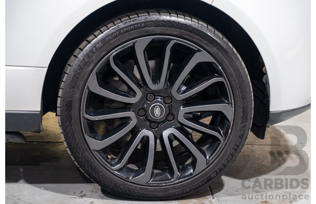 9/2015 Land Rover Range Rover Vogue SDV8 LG MY15.5 4d Wagon White Turbo Diesel V8 4.4L