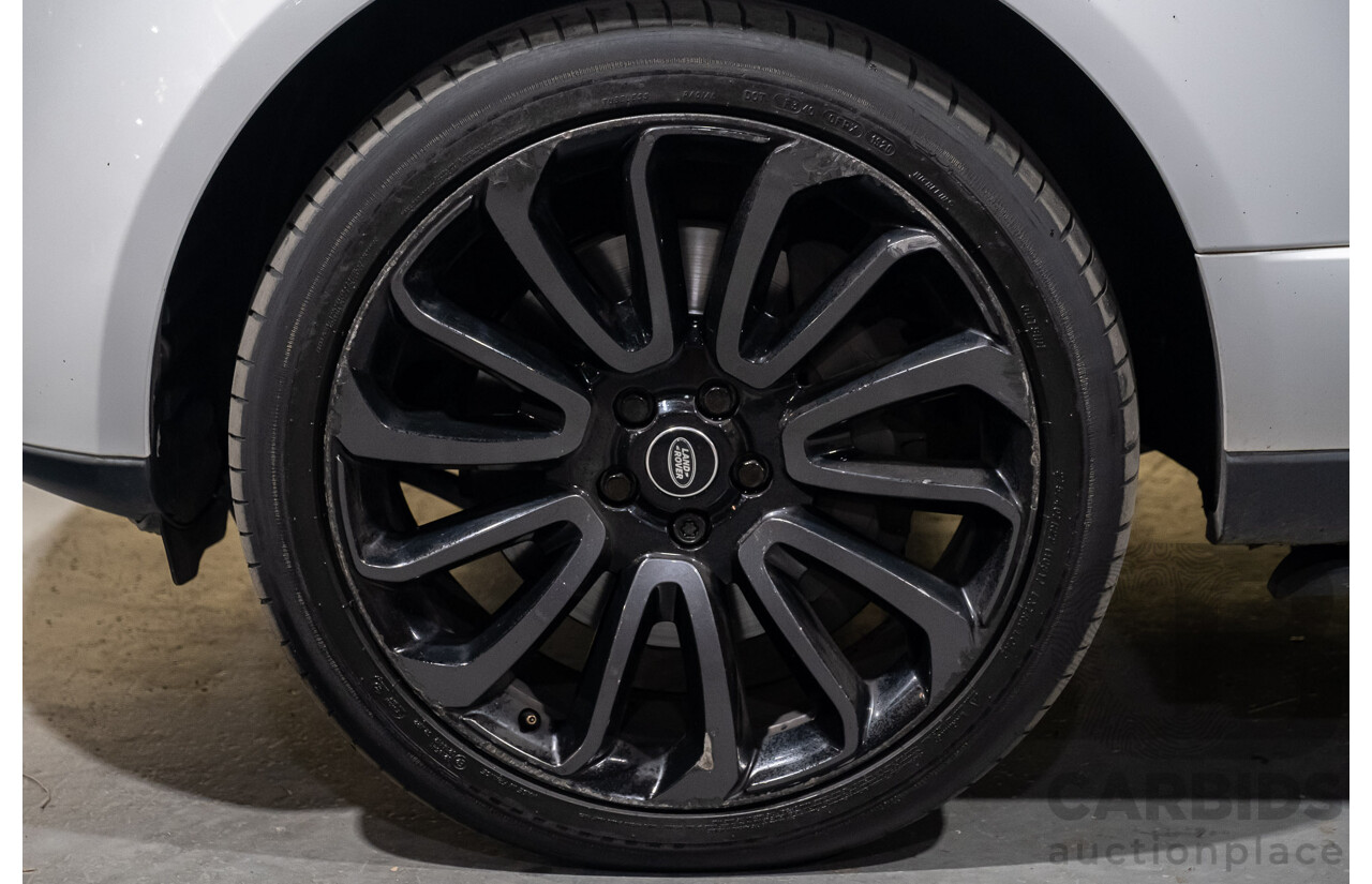 9/2015 Land Rover Range Rover Vogue SDV8 LG MY15.5 4d Wagon White Turbo Diesel V8 4.4L