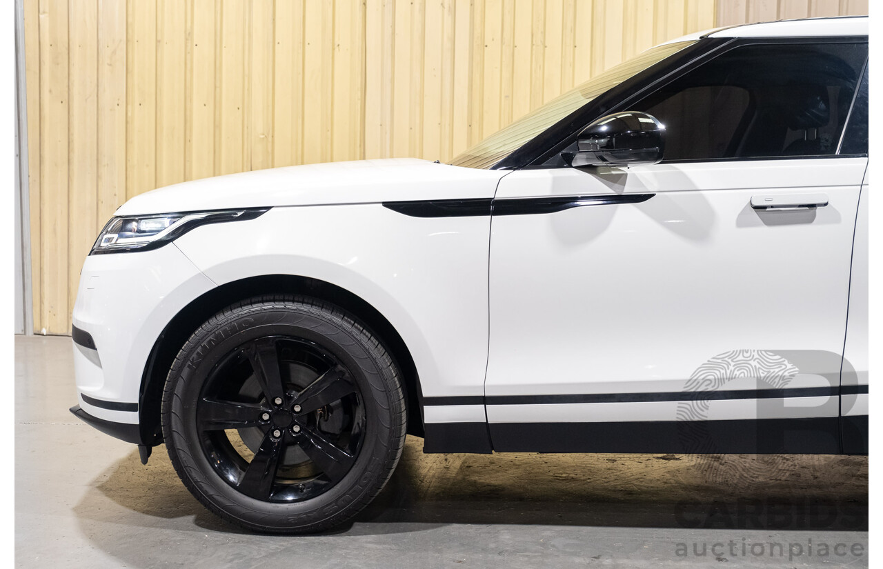 09/2017 Land Rover Range Rover Velar D180 (AWD) L560 MY18 5d Wagon Polaris White Turbo Diesel 2.0L