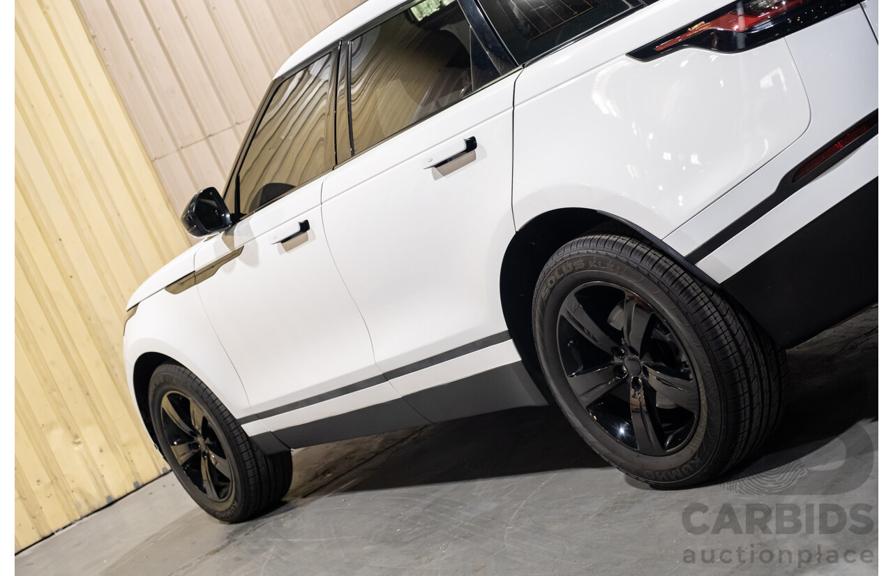 09/2017 Land Rover Range Rover Velar D180 (AWD) L560 MY18 5d Wagon Polaris White Turbo Diesel 2.0L