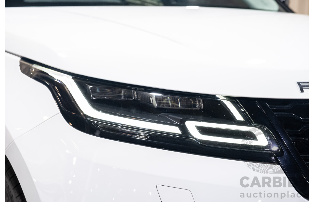 09/2017 Land Rover Range Rover Velar D180 (AWD) L560 MY18 5d Wagon Polaris White Turbo Diesel 2.0L