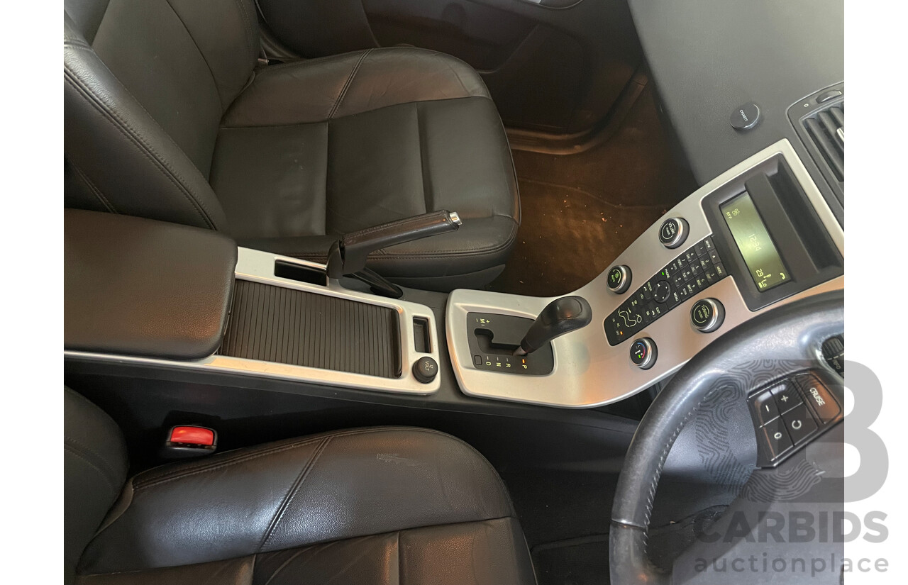 2/2012 Volvo S40 T5 Lifestyle MY12 4d Sedan White 2.5L