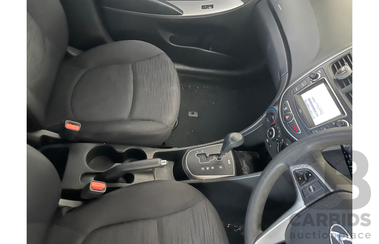 10/2016 Hyundai Accent Active RB 5d Hatchback White 1.6L