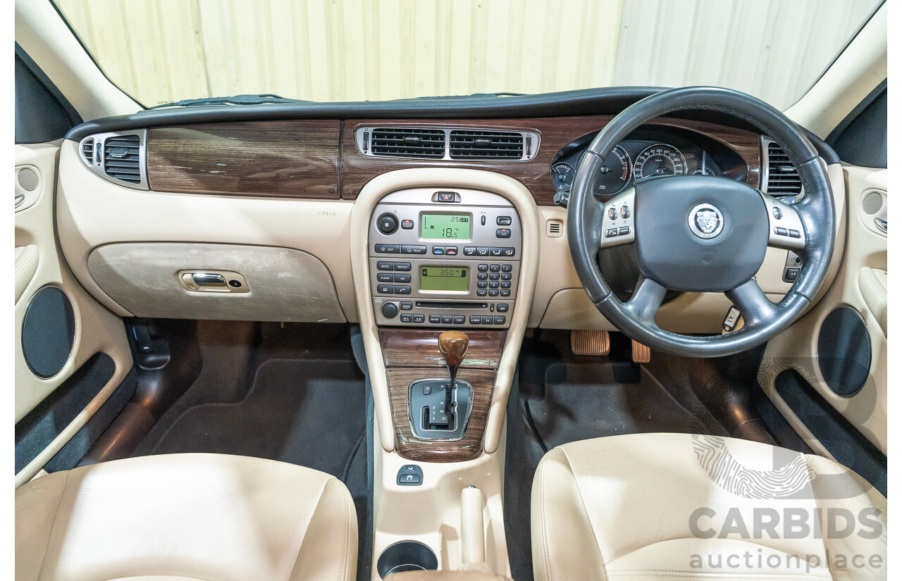 3/2009 Jaguar X Type 2.1 LE MY09 4d Sedan Metallic Light Blue V6 2.1L