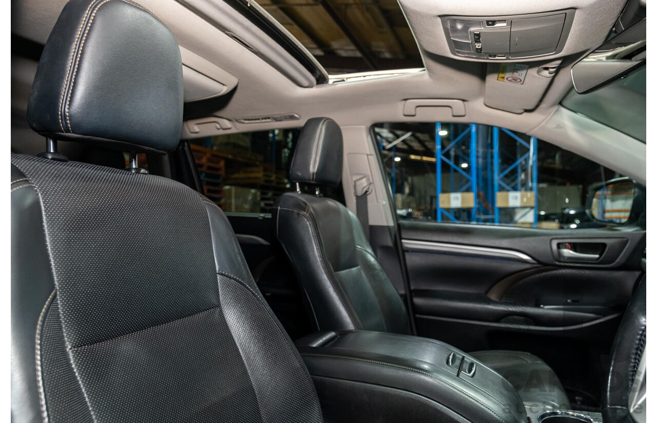 7/2017 Toyota Kluger Grande (4x4) GSU55R 4d Wagon Crystal Pearl White V6 3.5L