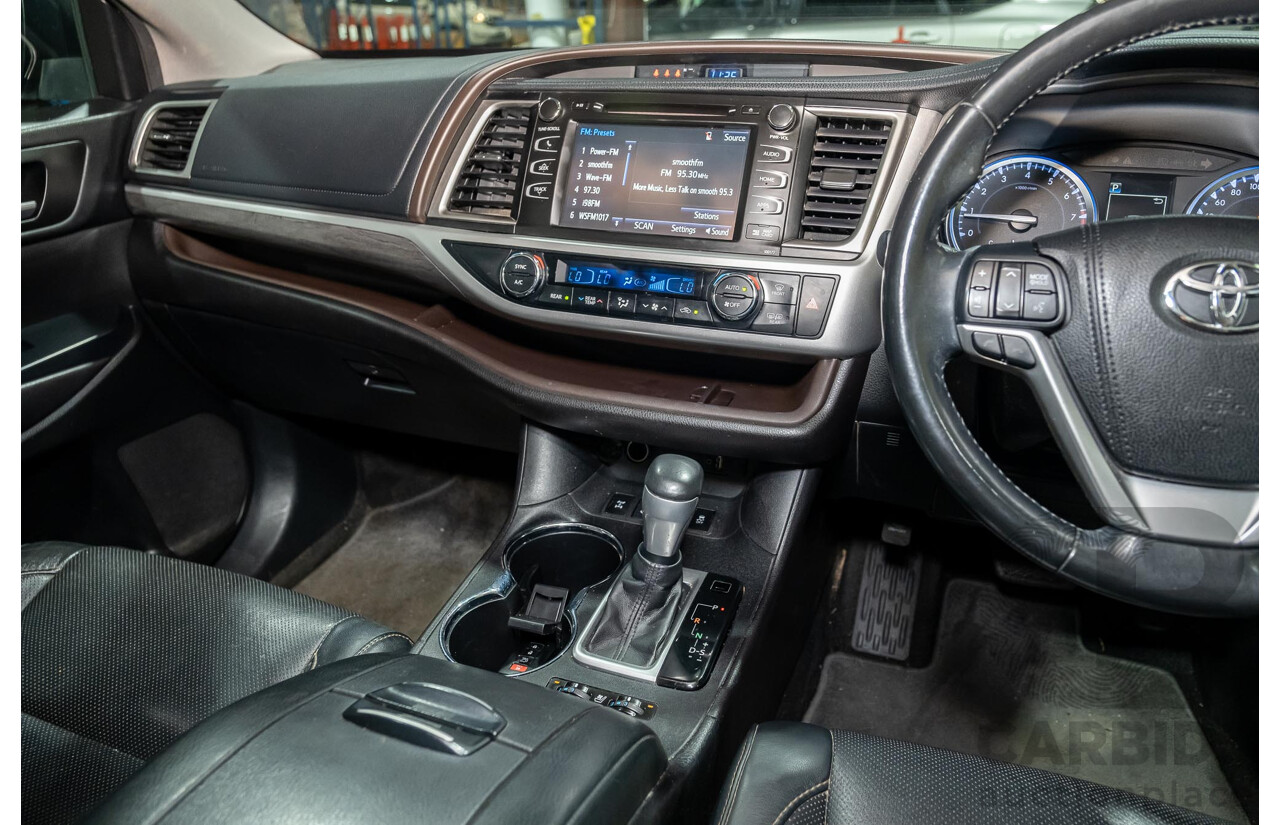 7/2017 Toyota Kluger Grande (4x4) GSU55R 4d Wagon Crystal Pearl White V6 3.5L