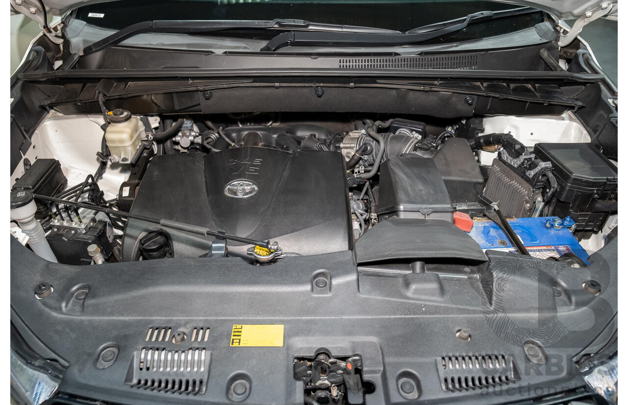 7/2017 Toyota Kluger Grande (4x4) GSU55R 4d Wagon Crystal Pearl White V6 3.5L