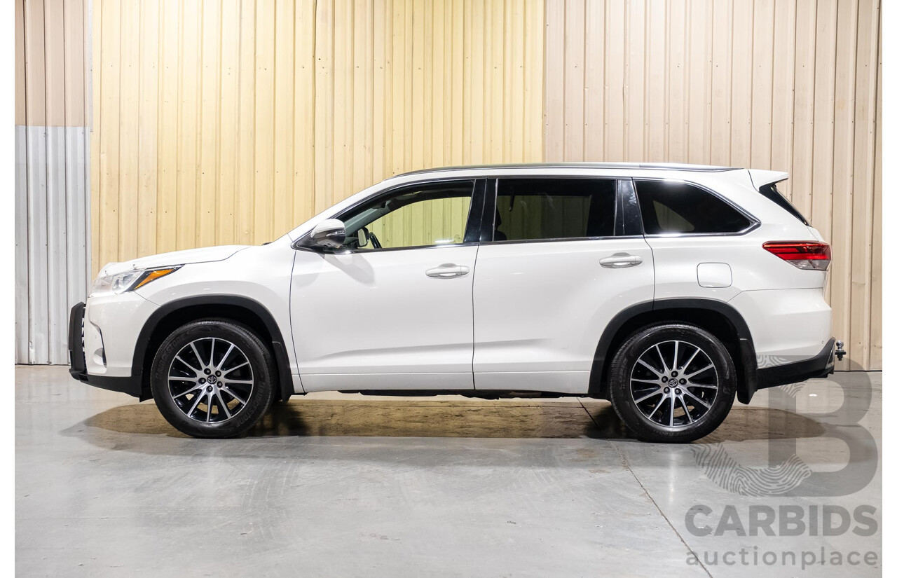 7/2017 Toyota Kluger Grande (4x4) GSU55R 4d Wagon Crystal Pearl White V6 3.5L