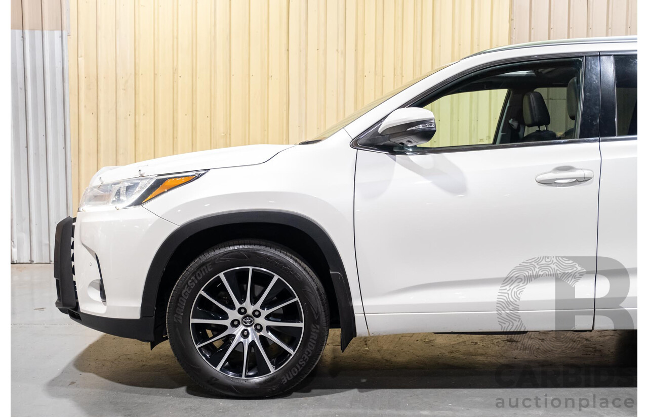 7/2017 Toyota Kluger Grande (4x4) GSU55R 4d Wagon Crystal Pearl White V6 3.5L