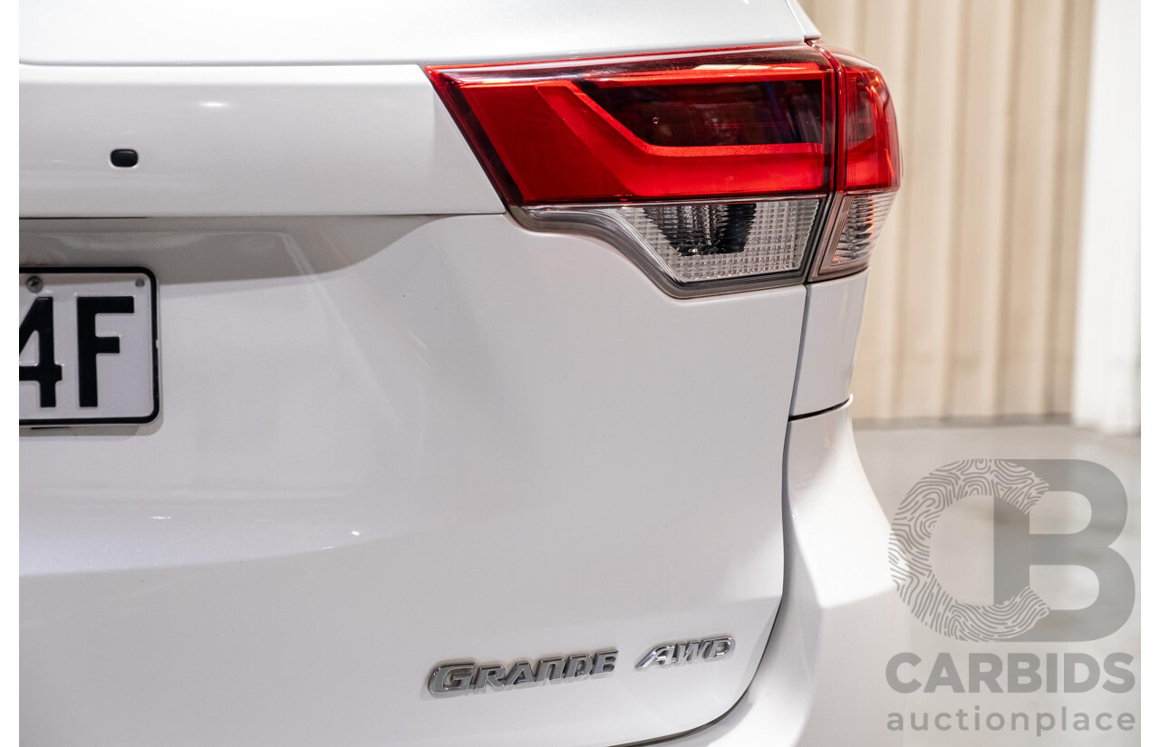 7/2017 Toyota Kluger Grande (4x4) GSU55R 4d Wagon Crystal Pearl White V6 3.5L
