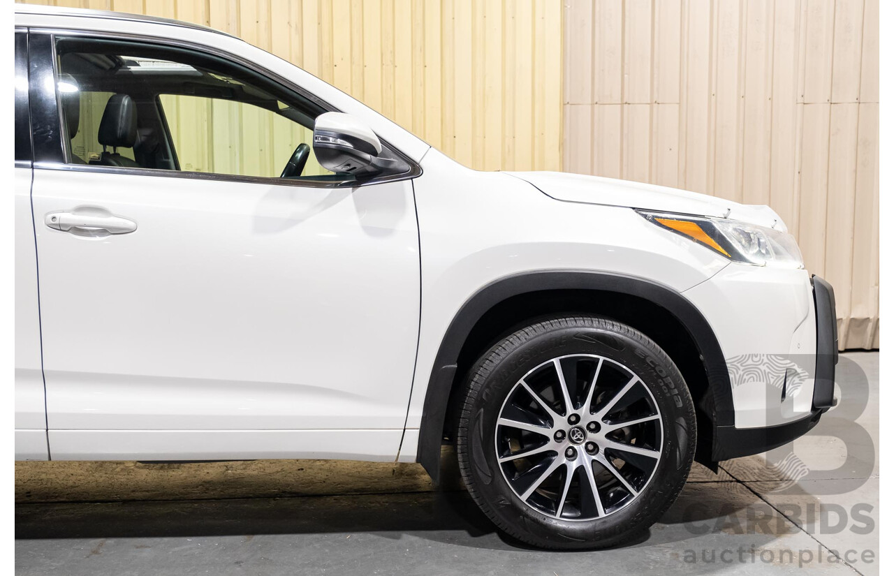 7/2017 Toyota Kluger Grande (4x4) GSU55R 4d Wagon Crystal Pearl White V6 3.5L