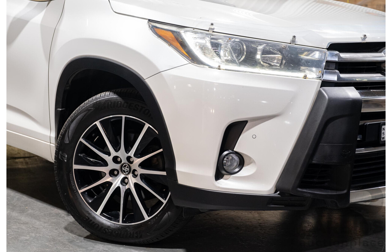 7/2017 Toyota Kluger Grande (4x4) GSU55R 4d Wagon Crystal Pearl White V6 3.5L