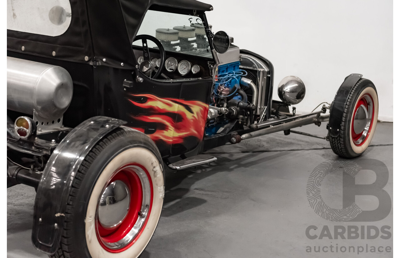 01/1923 Ford T-Bucket Hot Rod Soft Top 235ci I6
