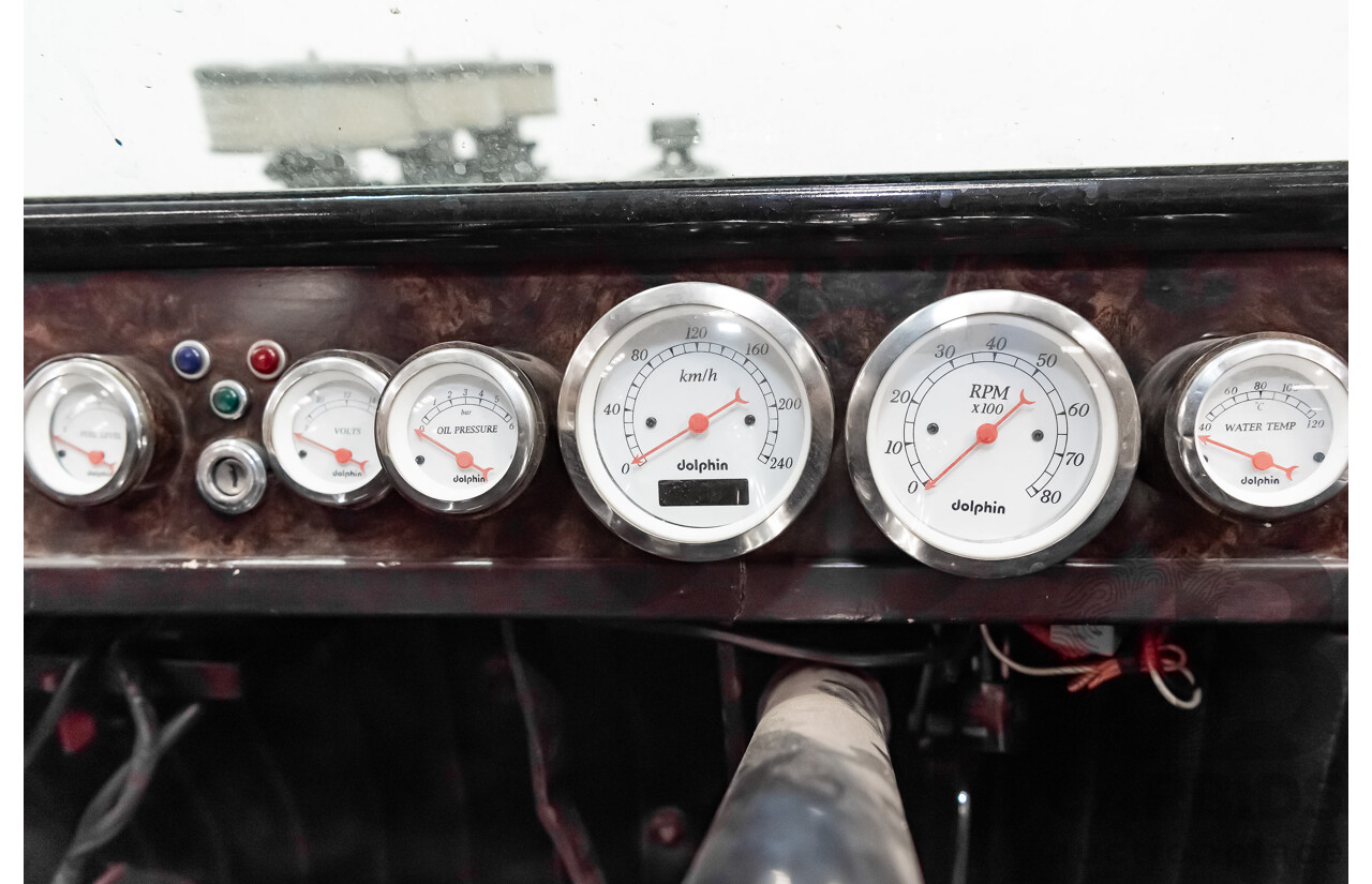 01/1923 Ford T-Bucket Hot Rod Soft Top 235ci I6