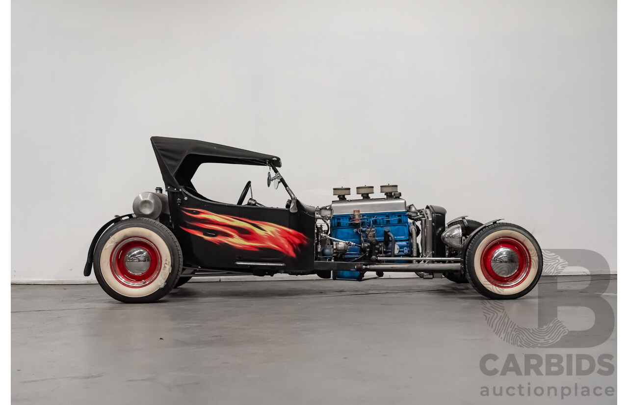 01/1923 Ford T-Bucket Hot Rod Soft Top 235ci I6