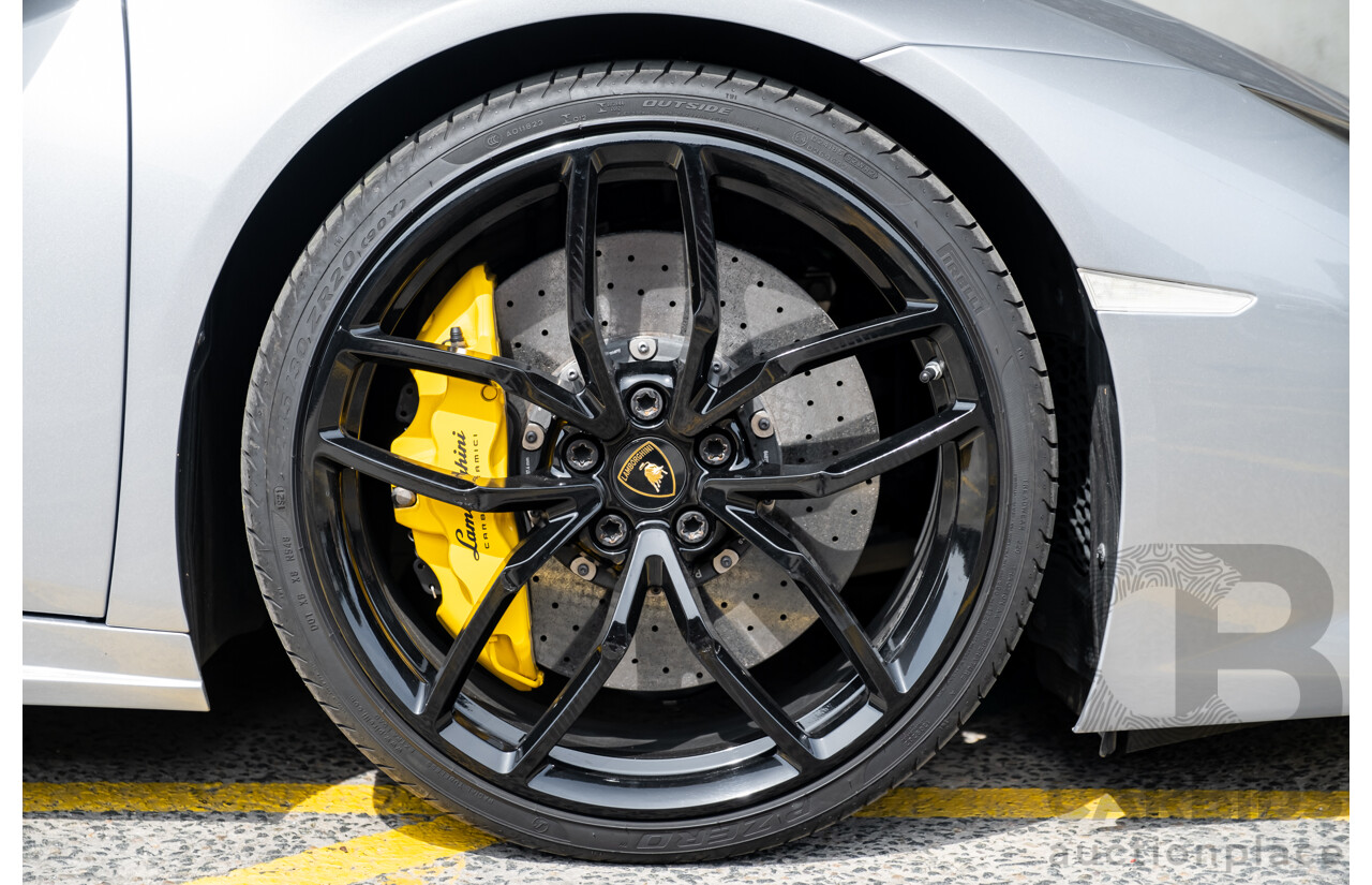 9/2015 Lamborghini Huracan LP 610-4 (AWD) 724 2d Coupe Grigio Nimbus Silver Metallic V10 5.2L