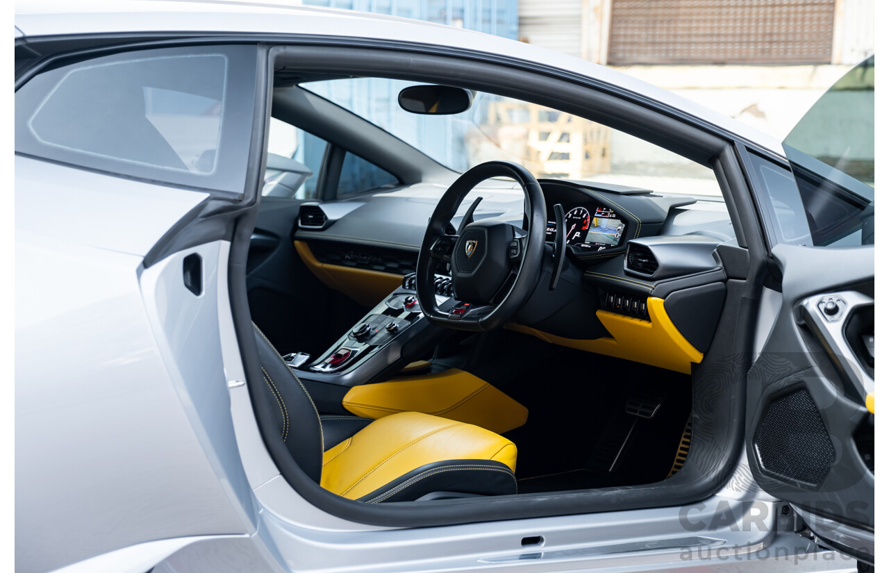 9/2015 Lamborghini Huracan LP 610-4 (AWD) 724 2d Coupe Grigio Nimbus Silver Metallic V10 5.2L