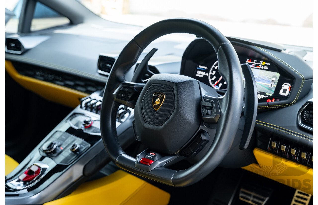 9/2015 Lamborghini Huracan LP 610-4 (AWD) 724 2d Coupe Grigio Nimbus Silver Metallic V10 5.2L