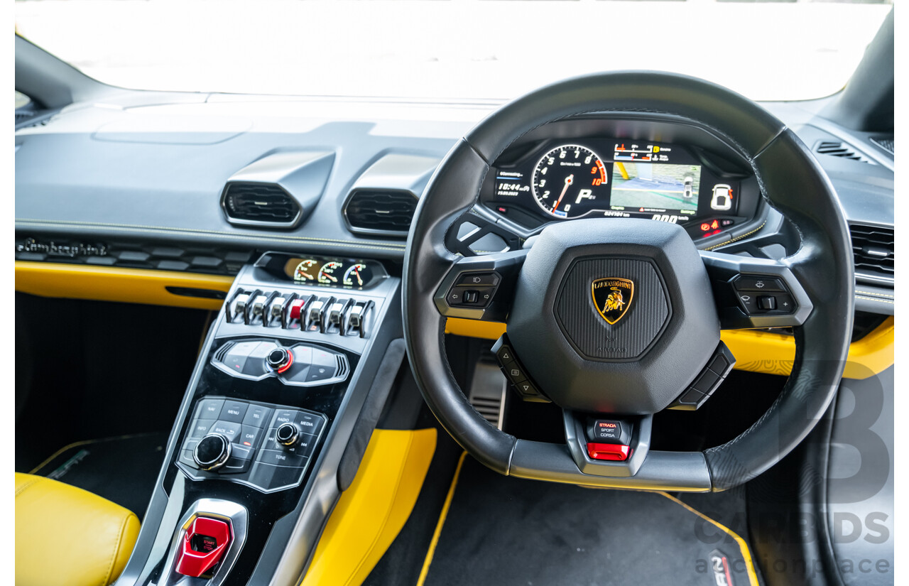 9/2015 Lamborghini Huracan LP 610-4 (AWD) 724 2d Coupe Grigio Nimbus Silver Metallic V10 5.2L