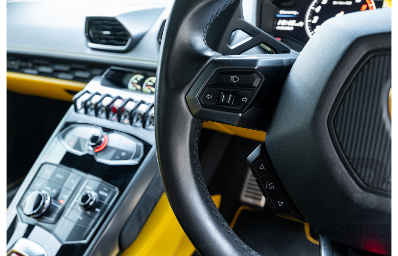 9/2015 Lamborghini Huracan LP 610-4 (AWD) 724 2d Coupe Grigio Nimbus Silver Metallic V10 5.2L