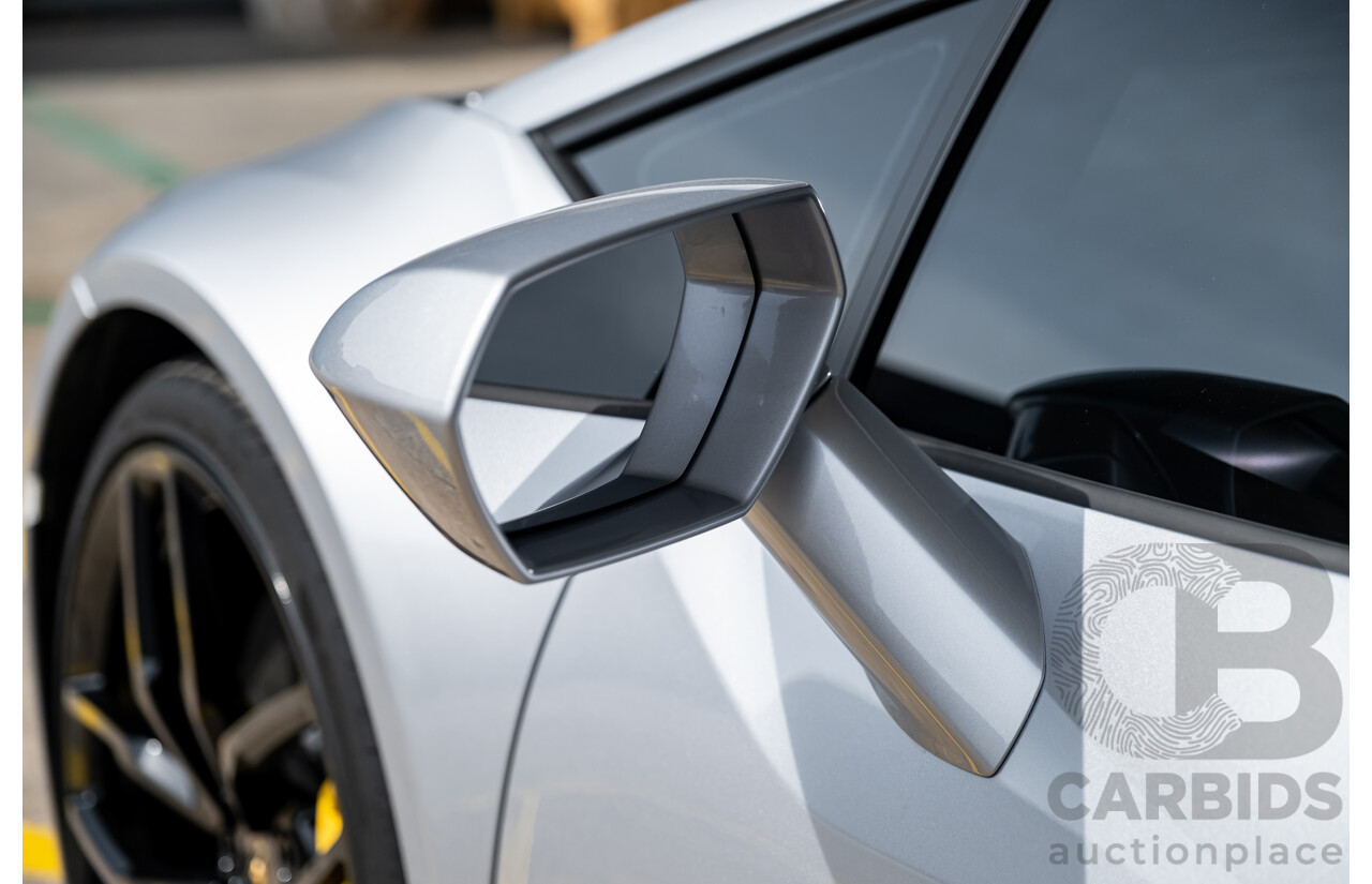 9/2015 Lamborghini Huracan LP 610-4 (AWD) 724 2d Coupe Grigio Nimbus Silver Metallic V10 5.2L