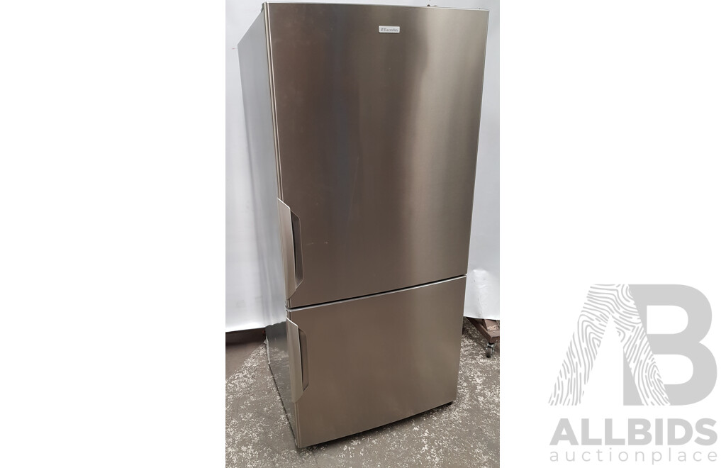 Electrolux 510L Refrigerator - Lot 1493777 | ALLBIDS