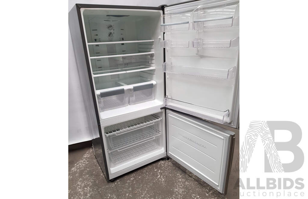 Electrolux 510L Refrigerator - Lot 1493777 | ALLBIDS