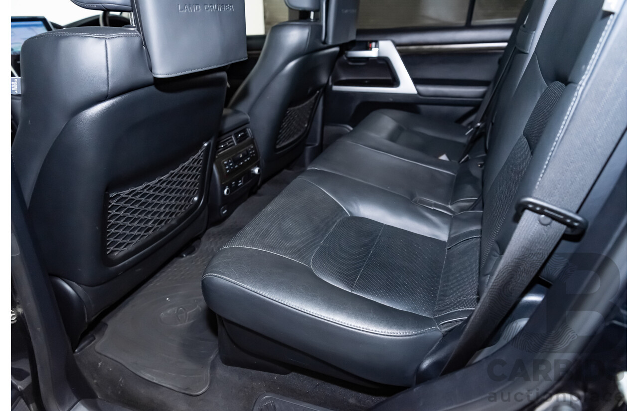 6/2019 Toyota Landcruiser Sahara (4x4) VDJ200R MY19 4d Wagon Metallic Blue Turbo Diesel V8 4.5L
