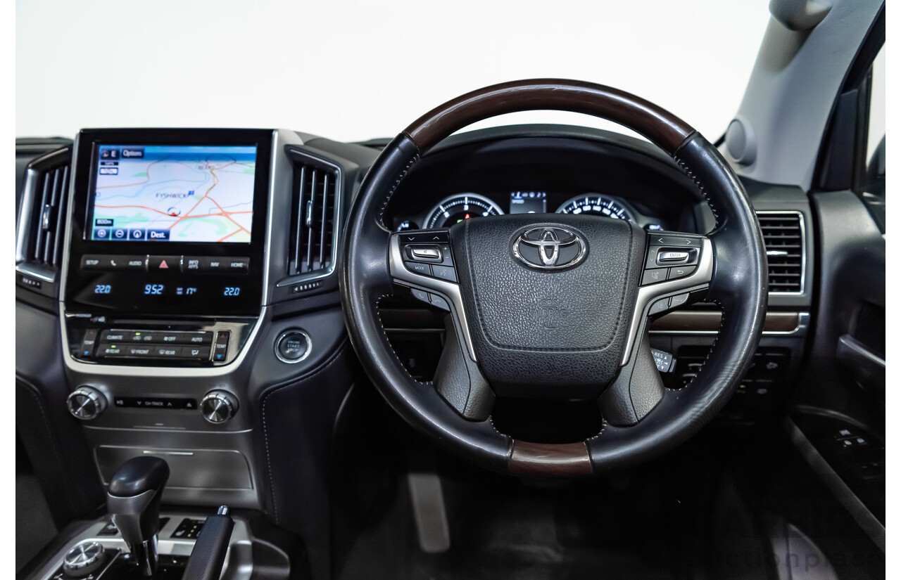 6/2019 Toyota Landcruiser Sahara (4x4) VDJ200R MY19 4d Wagon Metallic Blue Turbo Diesel V8 4.5L