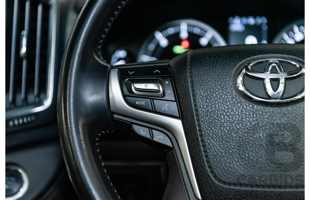 6/2019 Toyota Landcruiser Sahara (4x4) VDJ200R MY19 4d Wagon Metallic Blue Turbo Diesel V8 4.5L