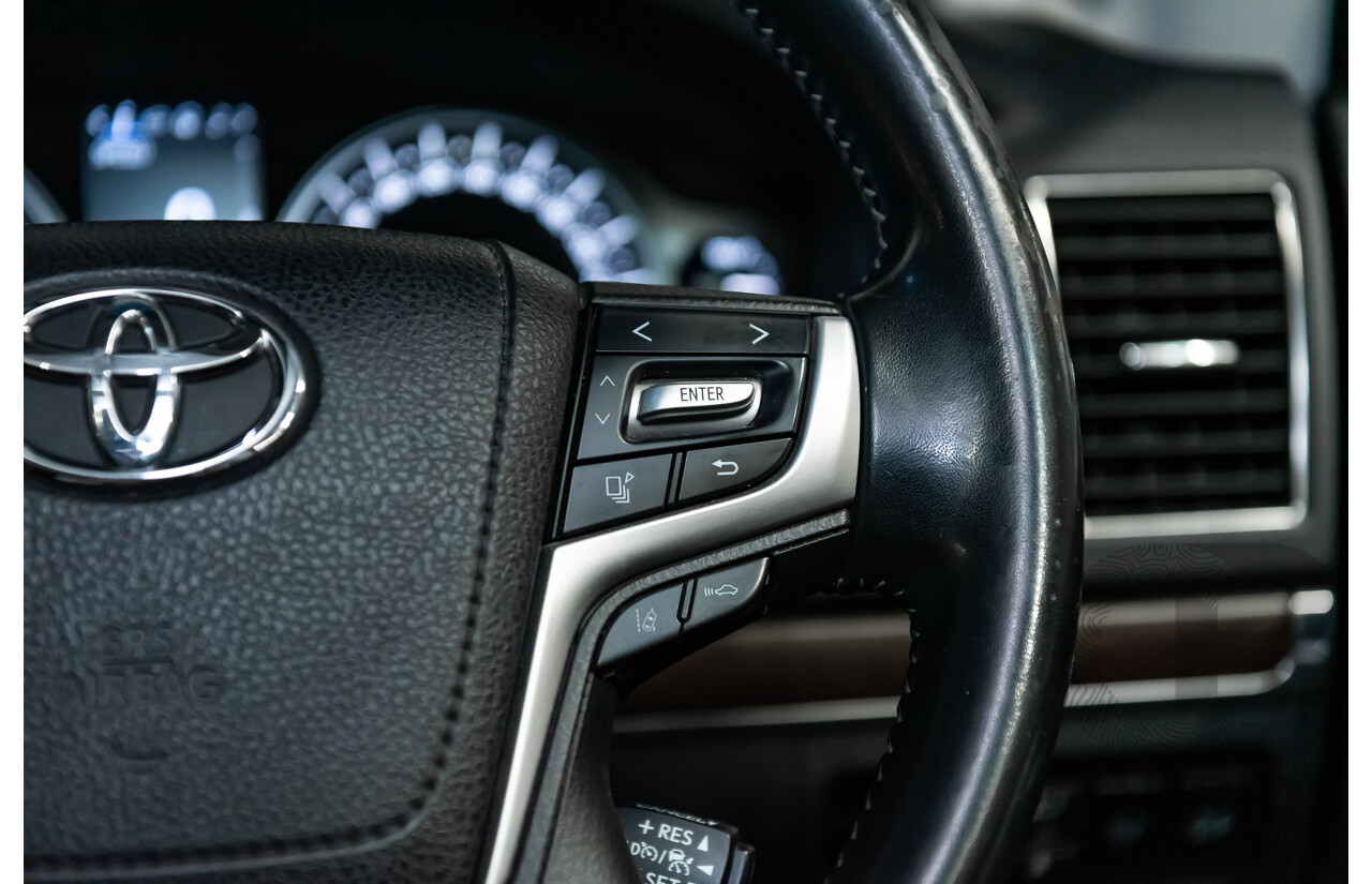 6/2019 Toyota Landcruiser Sahara (4x4) VDJ200R MY19 4d Wagon Metallic Blue Turbo Diesel V8 4.5L