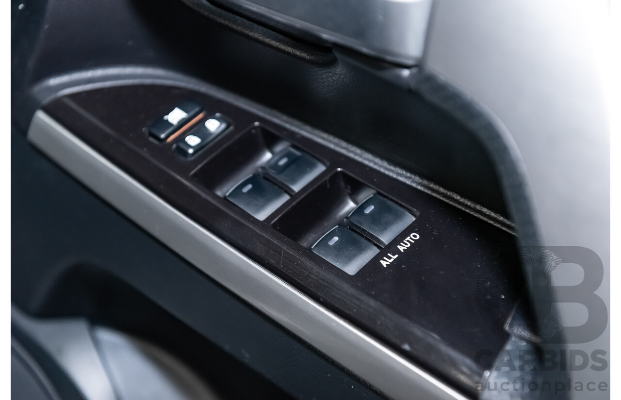 6/2019 Toyota Landcruiser Sahara (4x4) VDJ200R MY19 4d Wagon Metallic Blue Turbo Diesel V8 4.5L