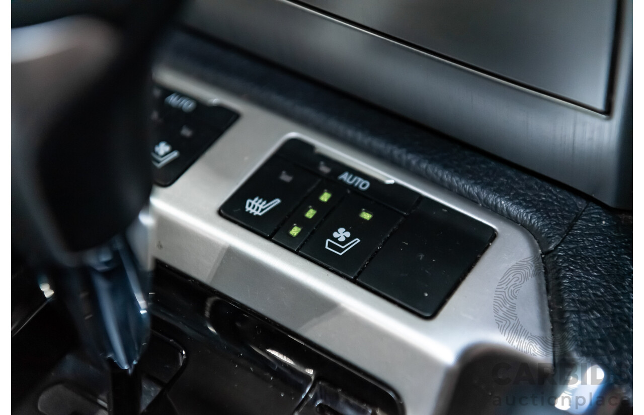 6/2019 Toyota Landcruiser Sahara (4x4) VDJ200R MY19 4d Wagon Metallic Blue Turbo Diesel V8 4.5L