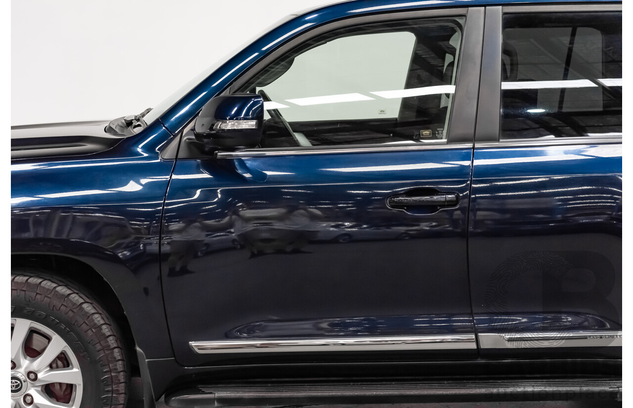 6/2019 Toyota Landcruiser Sahara (4x4) VDJ200R MY19 4d Wagon Metallic Blue Turbo Diesel V8 4.5L