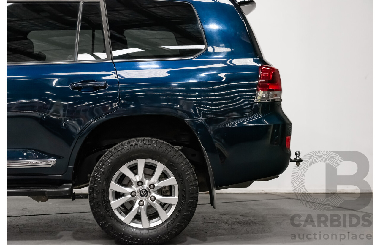 6/2019 Toyota Landcruiser Sahara (4x4) VDJ200R MY19 4d Wagon Metallic Blue Turbo Diesel V8 4.5L