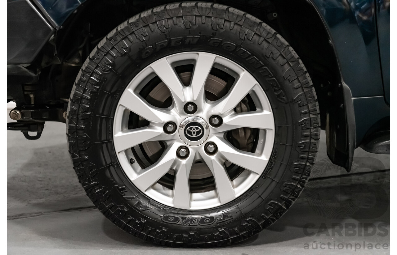6/2019 Toyota Landcruiser Sahara (4x4) VDJ200R MY19 4d Wagon Metallic Blue Turbo Diesel V8 4.5L