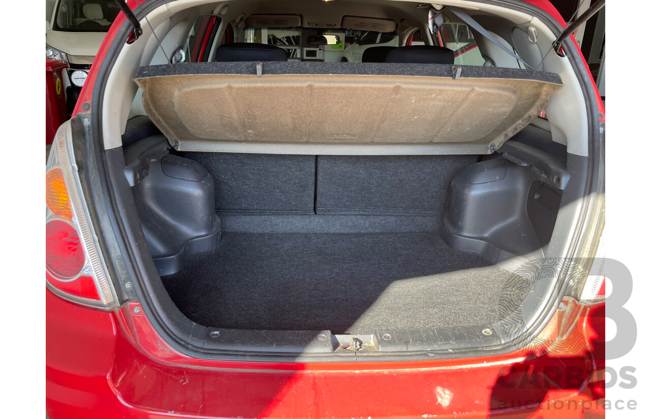 9/2006 Suzuki Liana   4d Sedan Red 1.8L