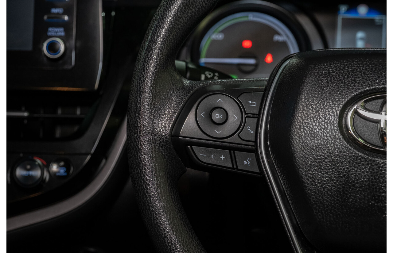 06/2021 Toyota Camry Ascent Hybrid MY21 AXVH70R 4d Sedan White 2.5L Hybrid