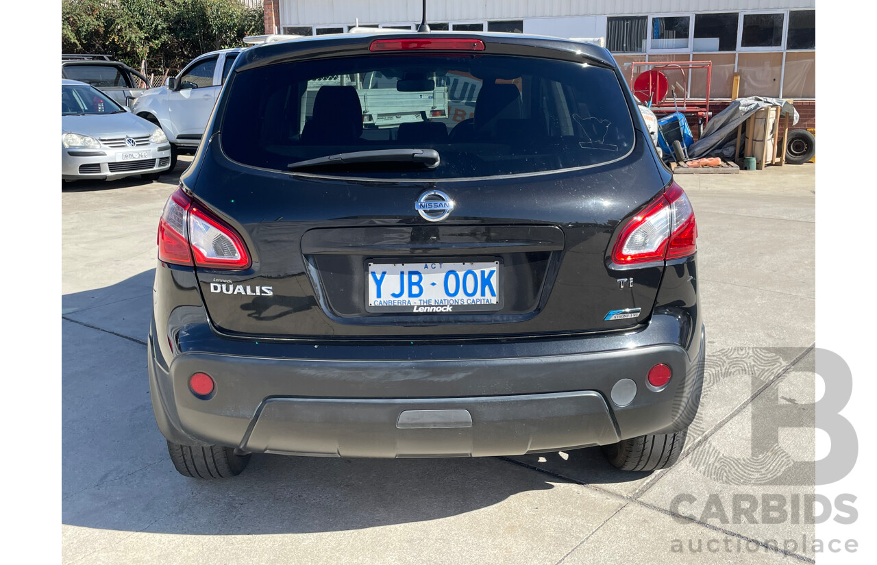 8/2012 Nissan Dualis Ti (4x2) J10 SERIES II 4d Wagon Black 2.0L