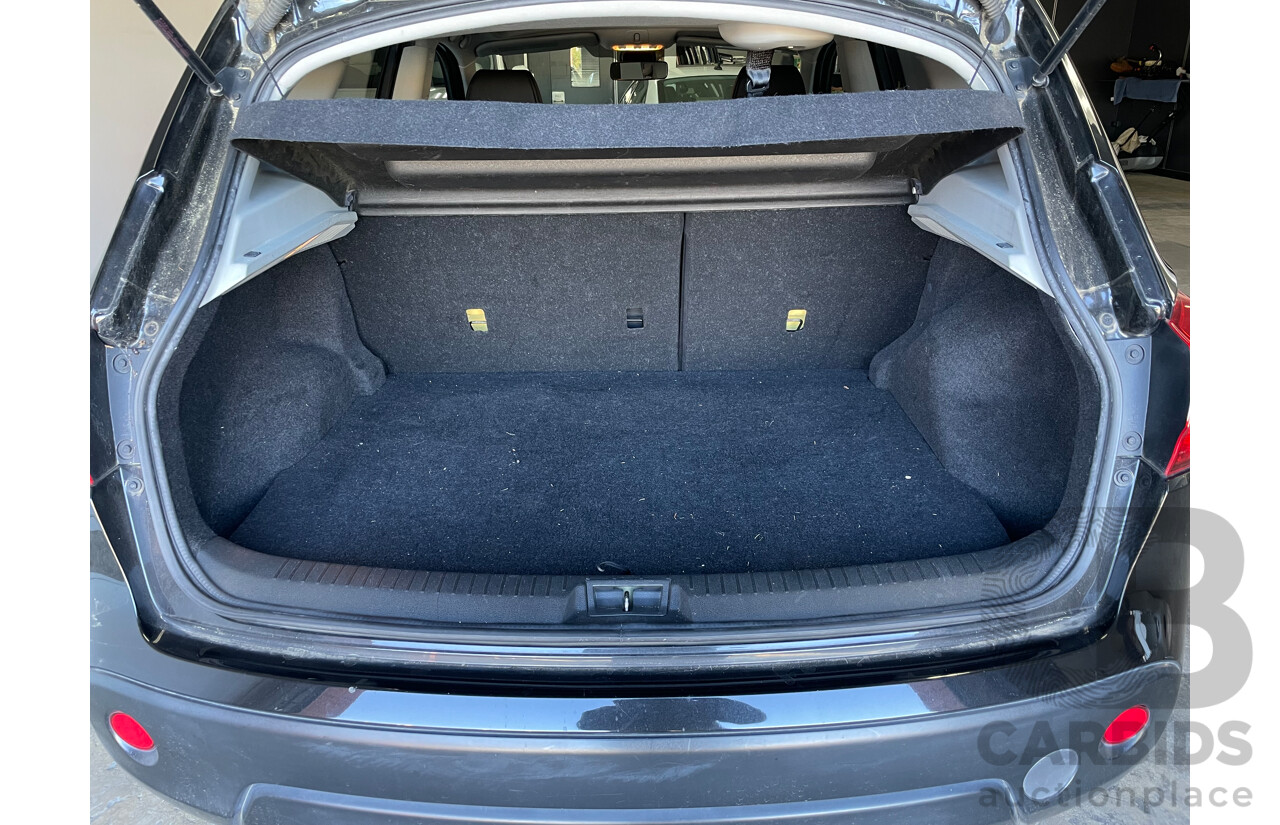 8/2012 Nissan Dualis Ti (4x2) J10 SERIES II 4d Wagon Black 2.0L