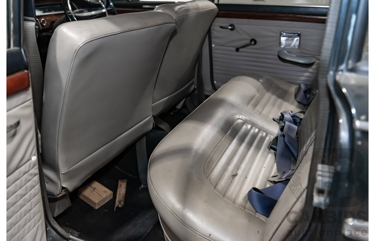 1/1965 Humber Vogue 4d Sedan Dark Green 1.6L