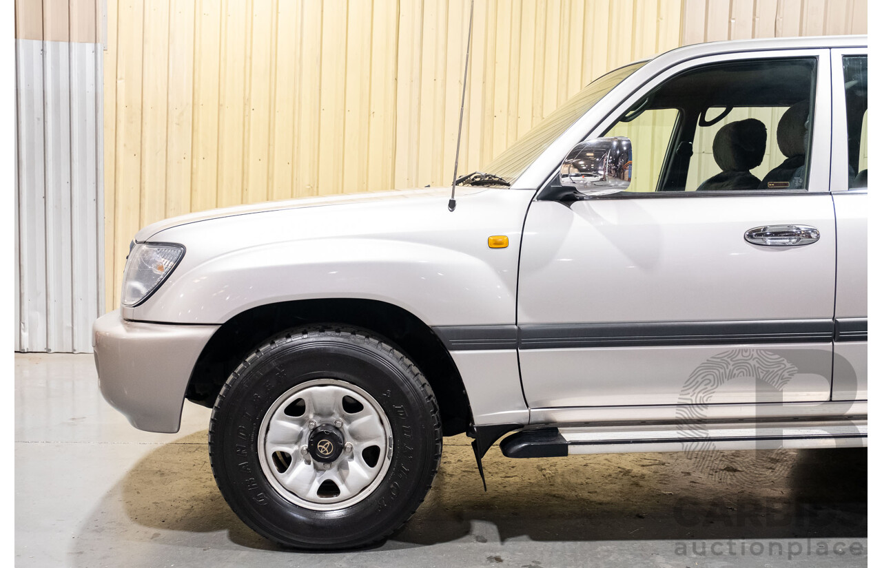 12/2000 Toyota Landcruiser GXL 100 Series (4x4) HDJ100R 4d Wagon Silver Turbo Diesel 1HD-FTE 4.2L
