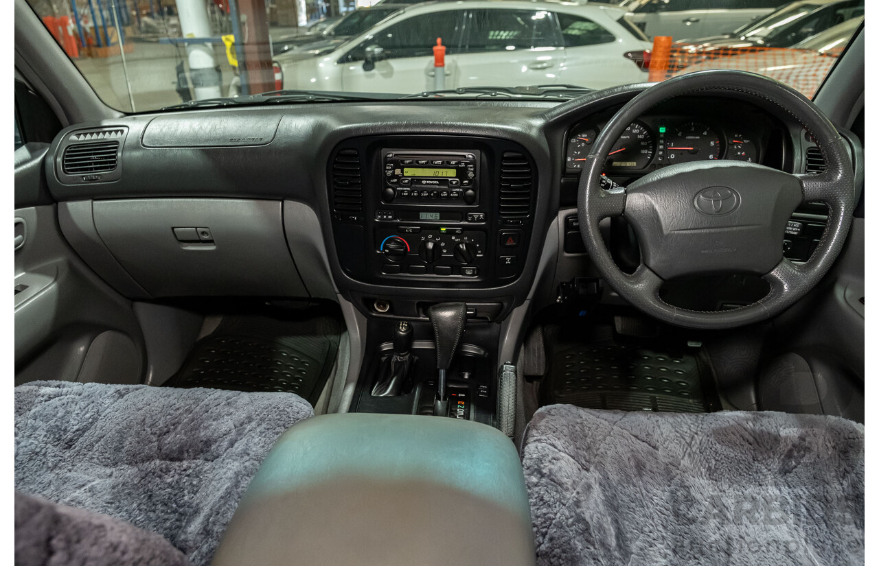 12/2000 Toyota Landcruiser GXL 100 Series (4x4) HDJ100R 4d Wagon Silver Turbo Diesel 1HD-FTE 4.2L