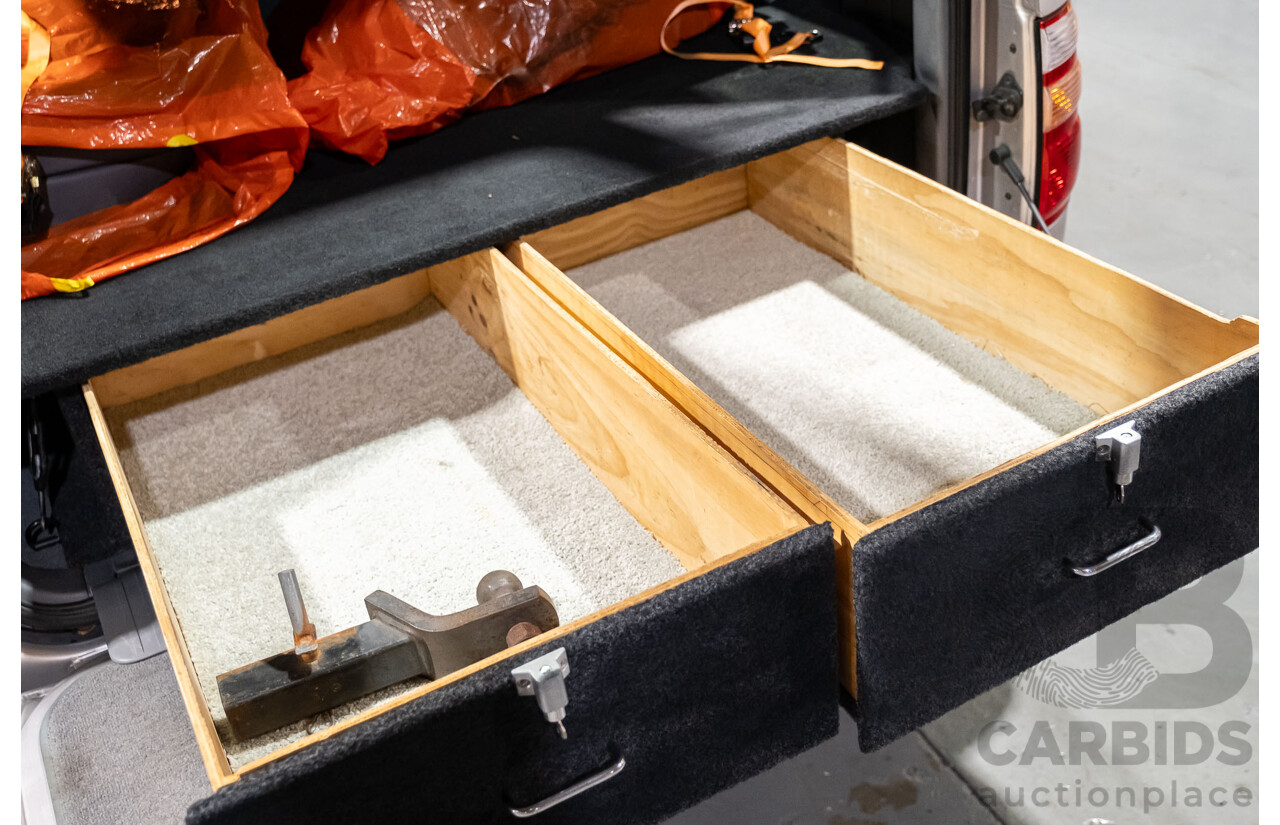 12/2000 Toyota Landcruiser GXL 100 Series (4x4) HDJ100R 4d Wagon Silver Turbo Diesel 1HD-FTE 4.2L